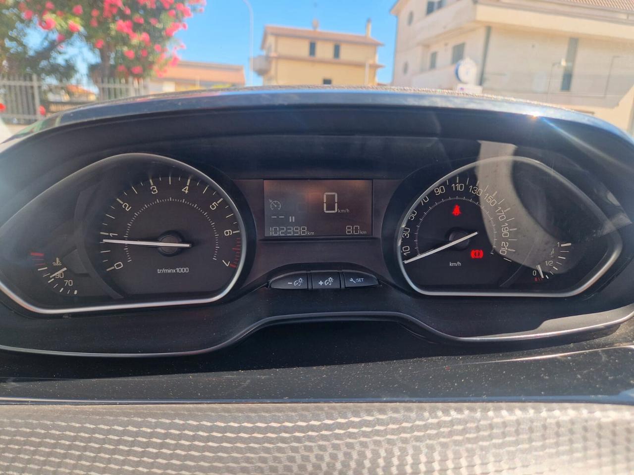 Peugeot 2008 PureTech 82 S&S Style