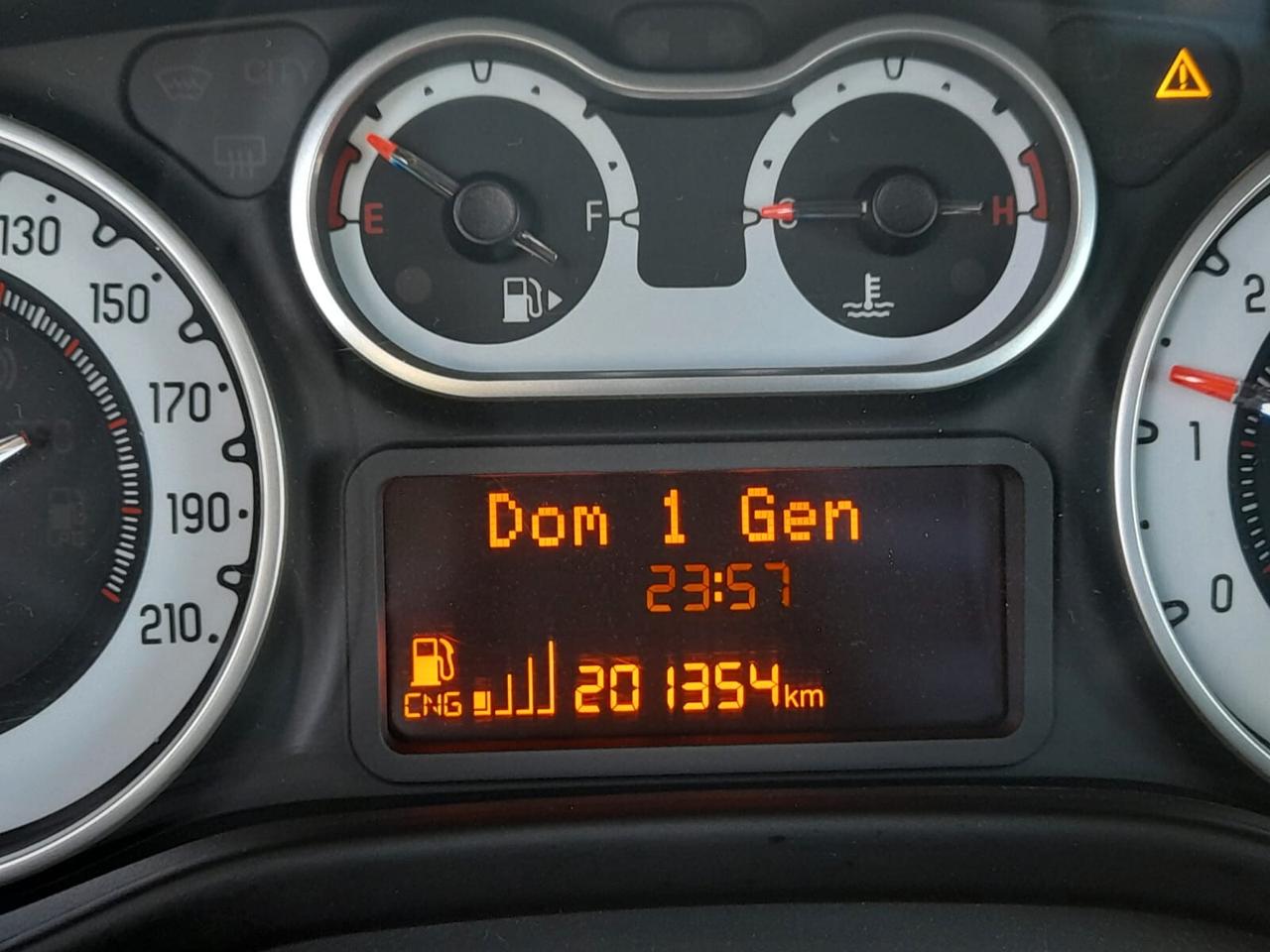 Fiat 500L 0.9 TwinAir Turbo Natural Power Lounge