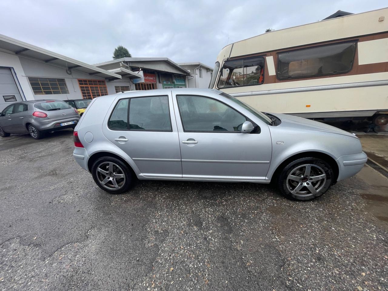 Volkswagen Golf 1.9 TDI/101 CV cat 5p. Comfortline