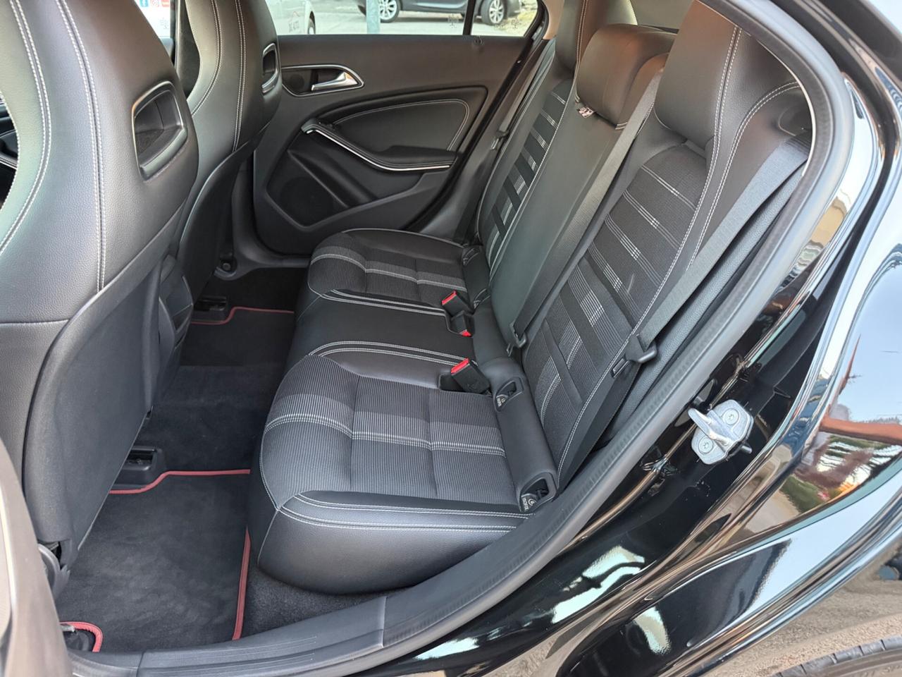 Mercedes A180 Premium 1.5 dci 110 cv 2018 87.000 km