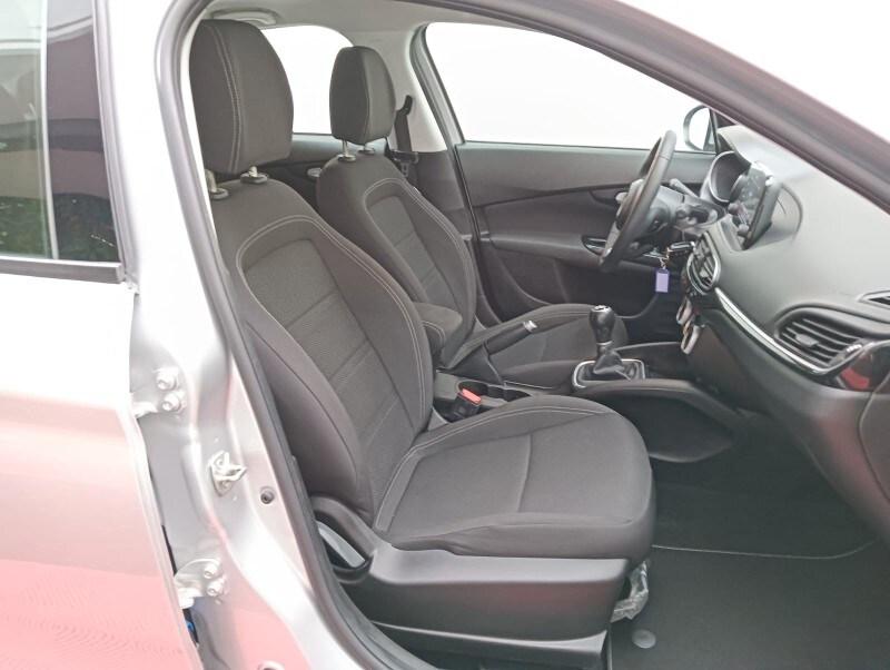 FIAT Tipo (2015-->) Tipo 1.0 5 porte Life