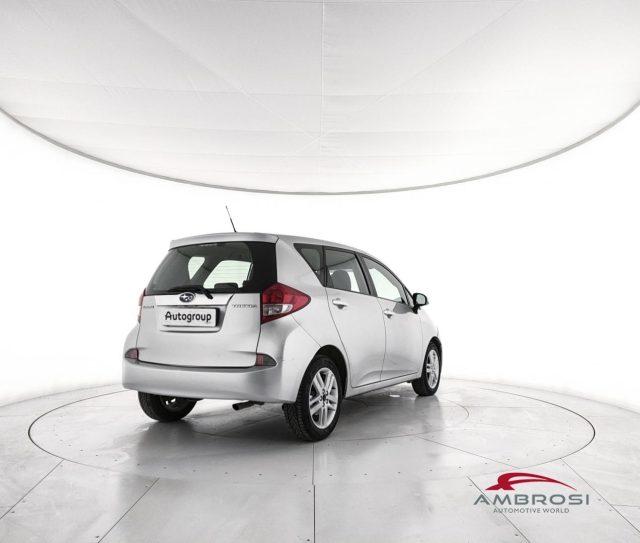 SUBARU Trezia 1.3i-L 6MT Trend