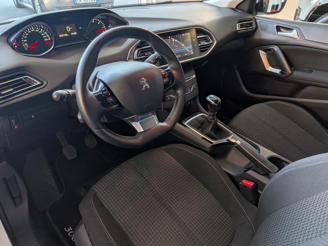PEUGEOT 308 1.5 BLUEHDI