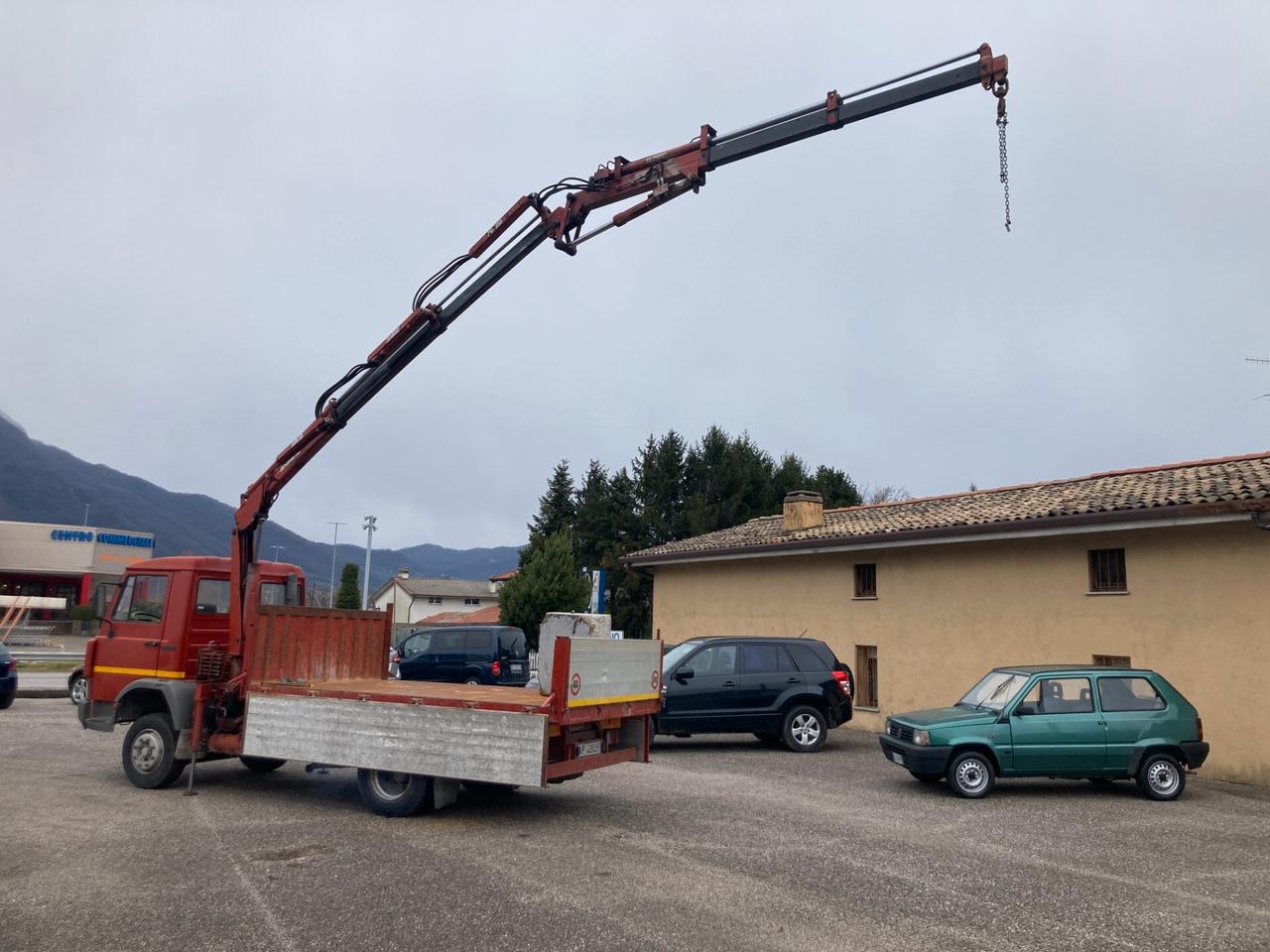 Iveco Daily 35S12 2.3 HPT PC Cabinato