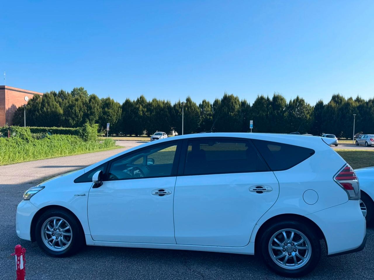 Toyota Prius Prius+ 1.8 Active