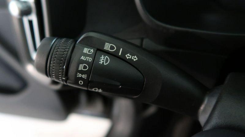 Volvo XC40 Recharge T4 Recharge Plug-in auto Essential
