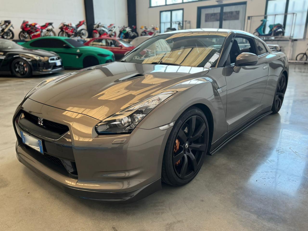 Nissan GTR