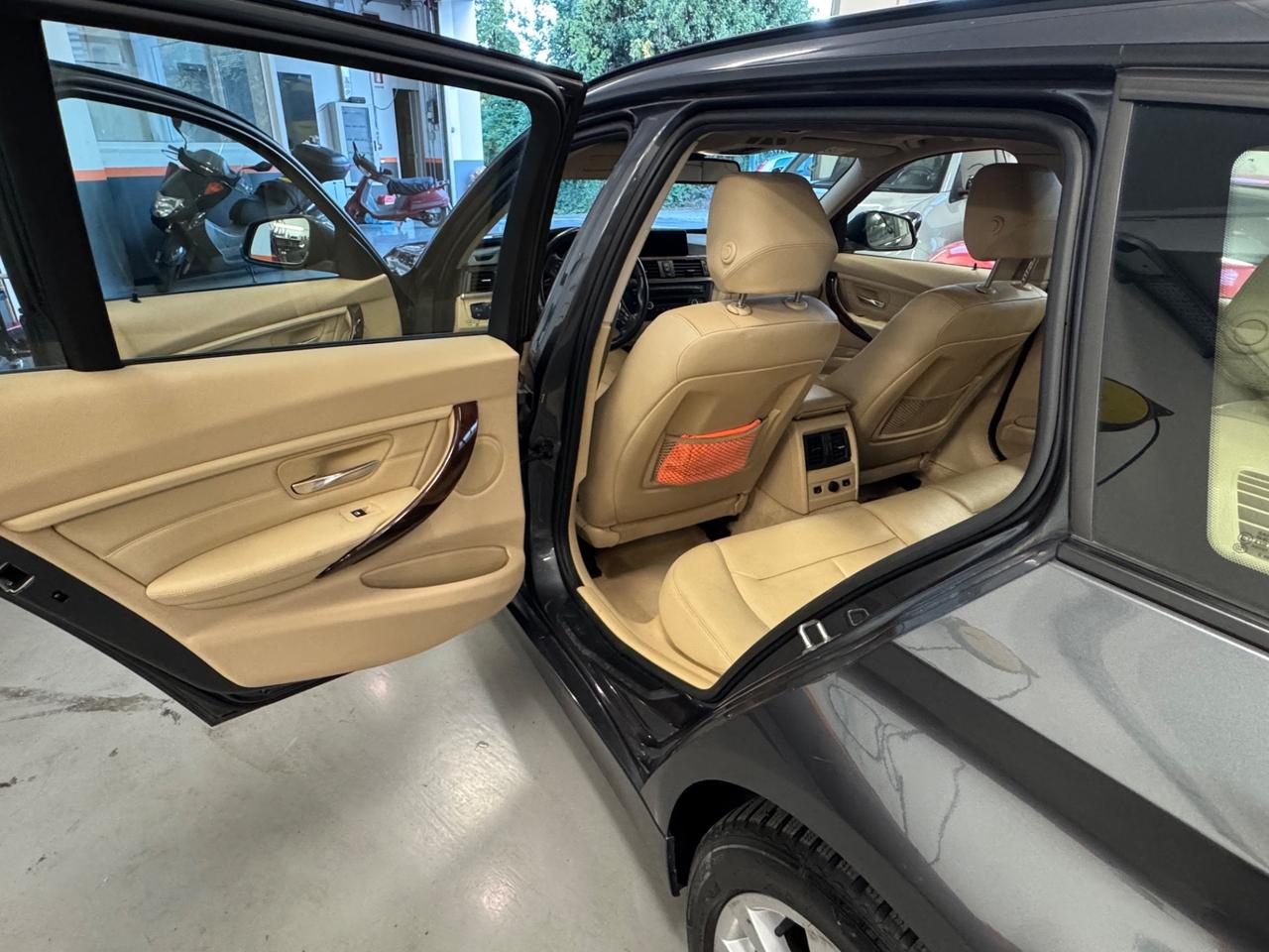 Bmw 335 335i Touring Luxury EURO6