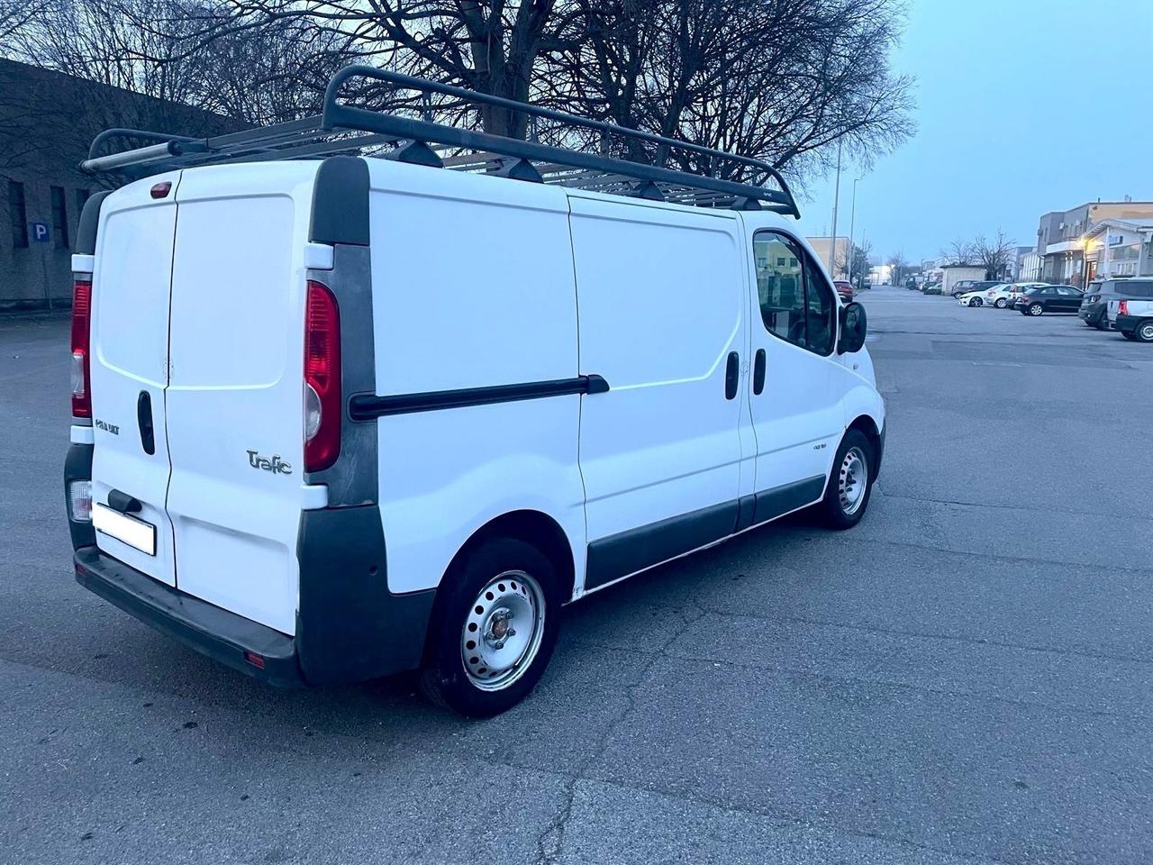 Renault Trafic T27 2.0 dCi/115 PC-TN Furgone Ice