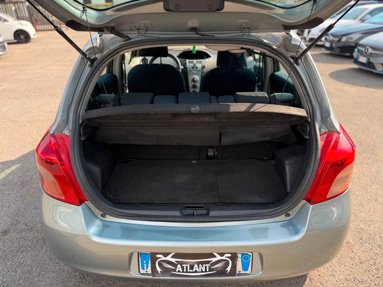 Toyota Yaris 1.3 5 porte Navi