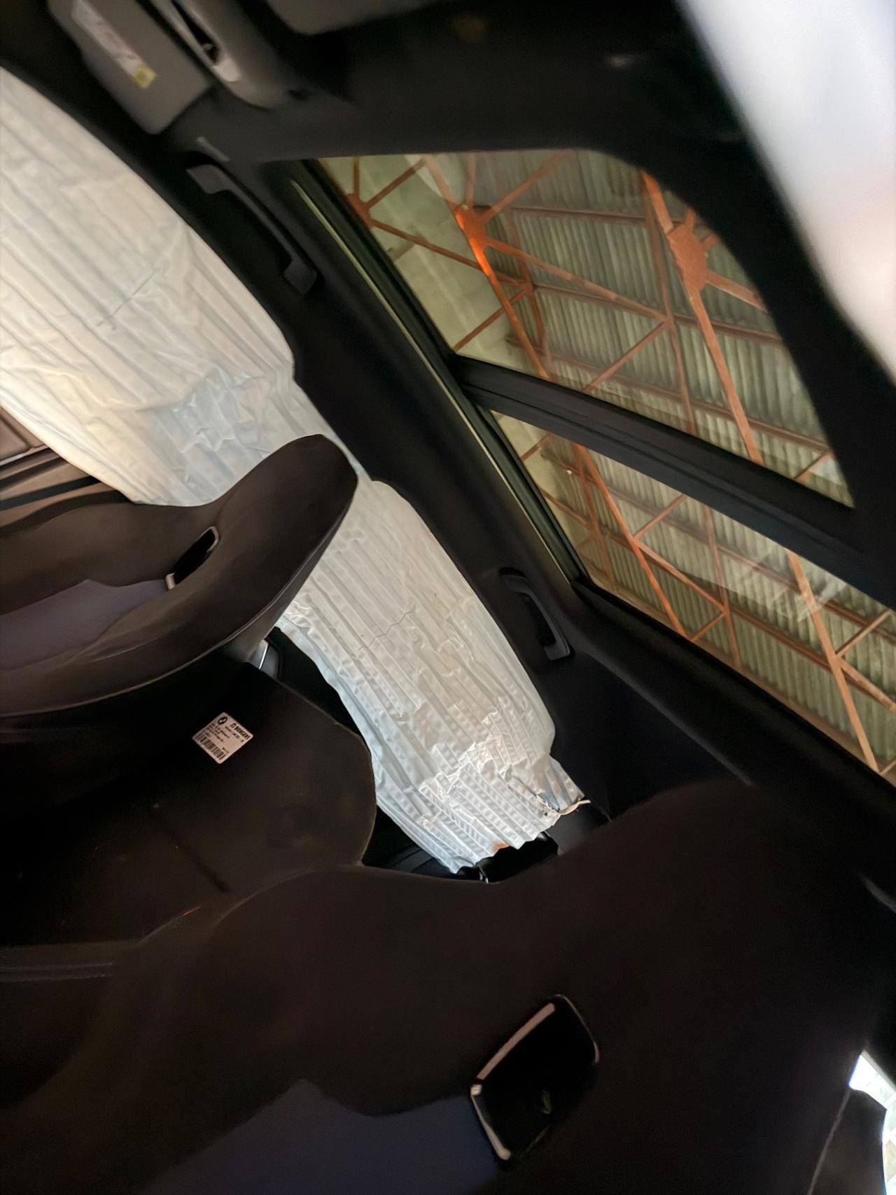 Bmw 118 118d 5p. Colorvision Edition