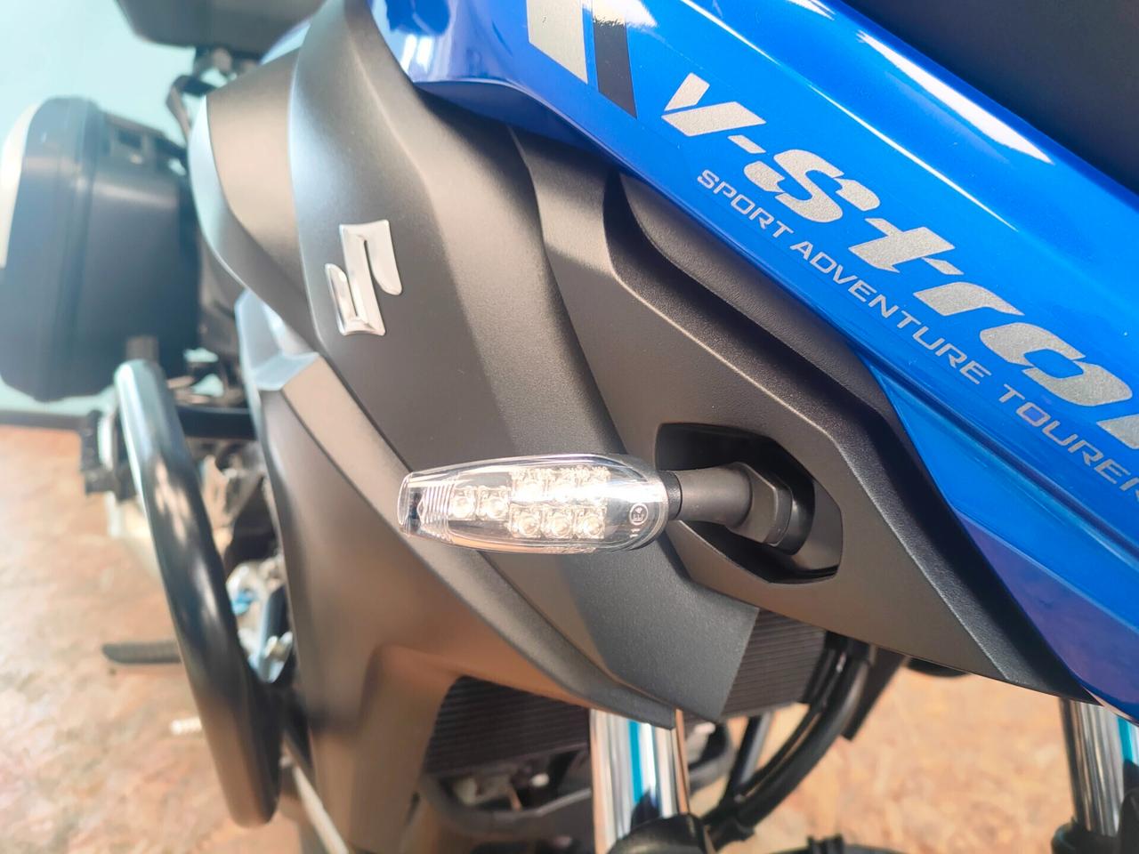 Suzuki V-Strom 650 XT - Tris bauletti
