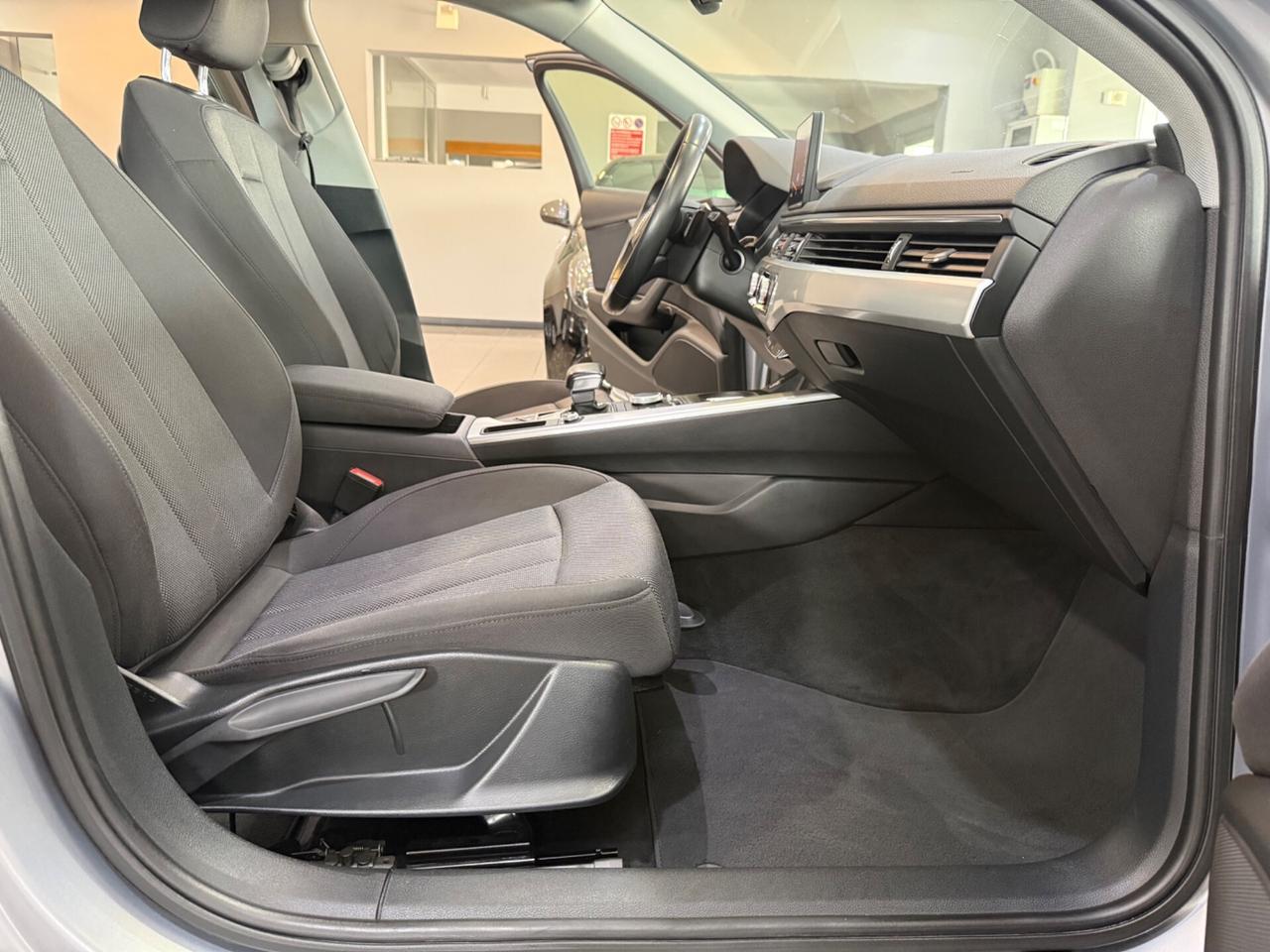 Audi A4 Avant 2.0 TDI 122 CV Business Sport