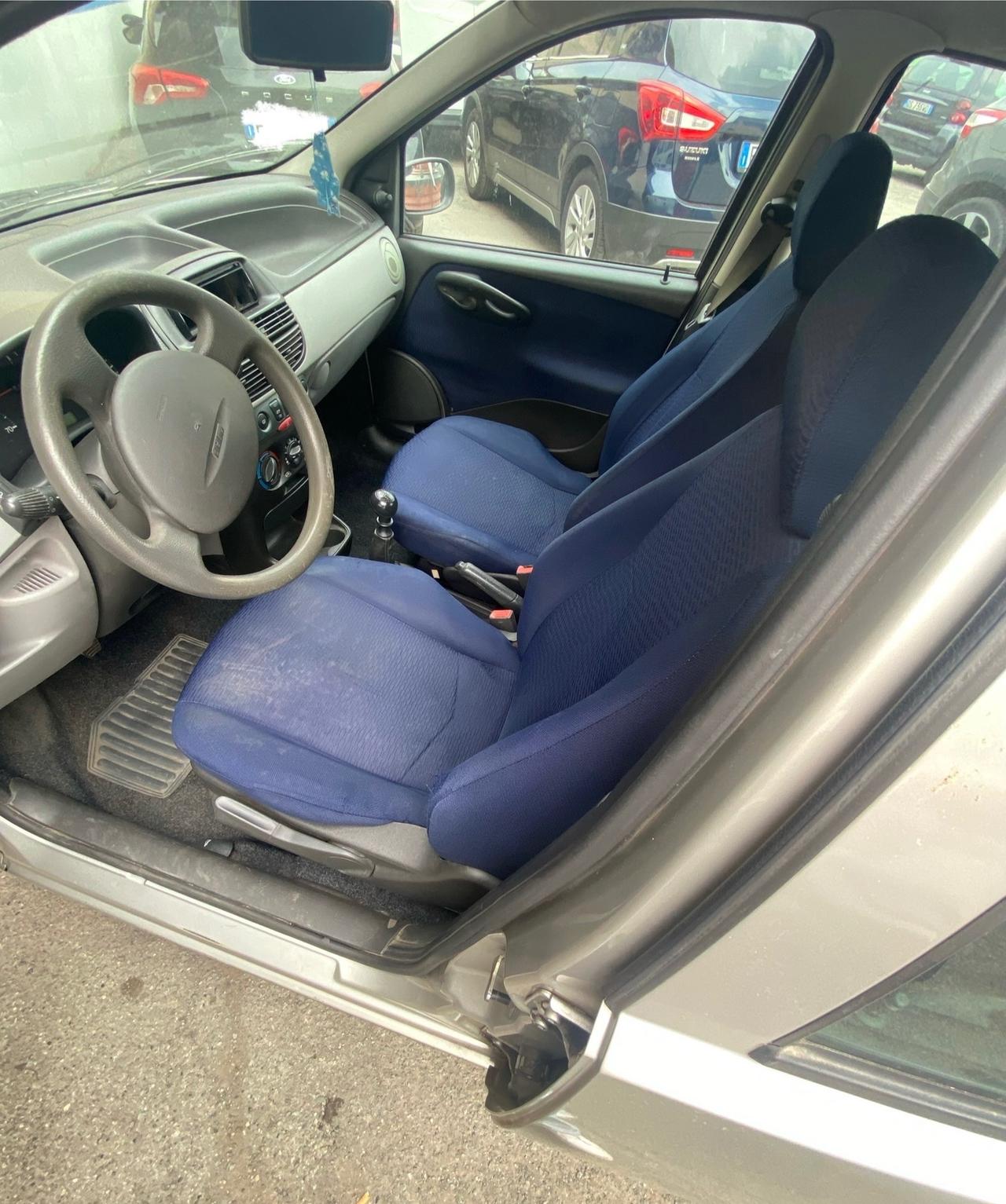 Fiat Punto 1.2i 16V cat 5 porte HLX