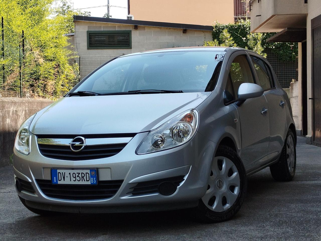 Opel Corsa 1.2 BENZINA 80cv / 50.000km / Neop.
