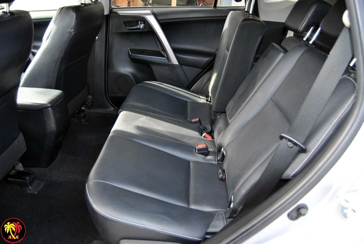 Toyota RAV 4 RAV4 2.0 D-4D 2WD Lounge