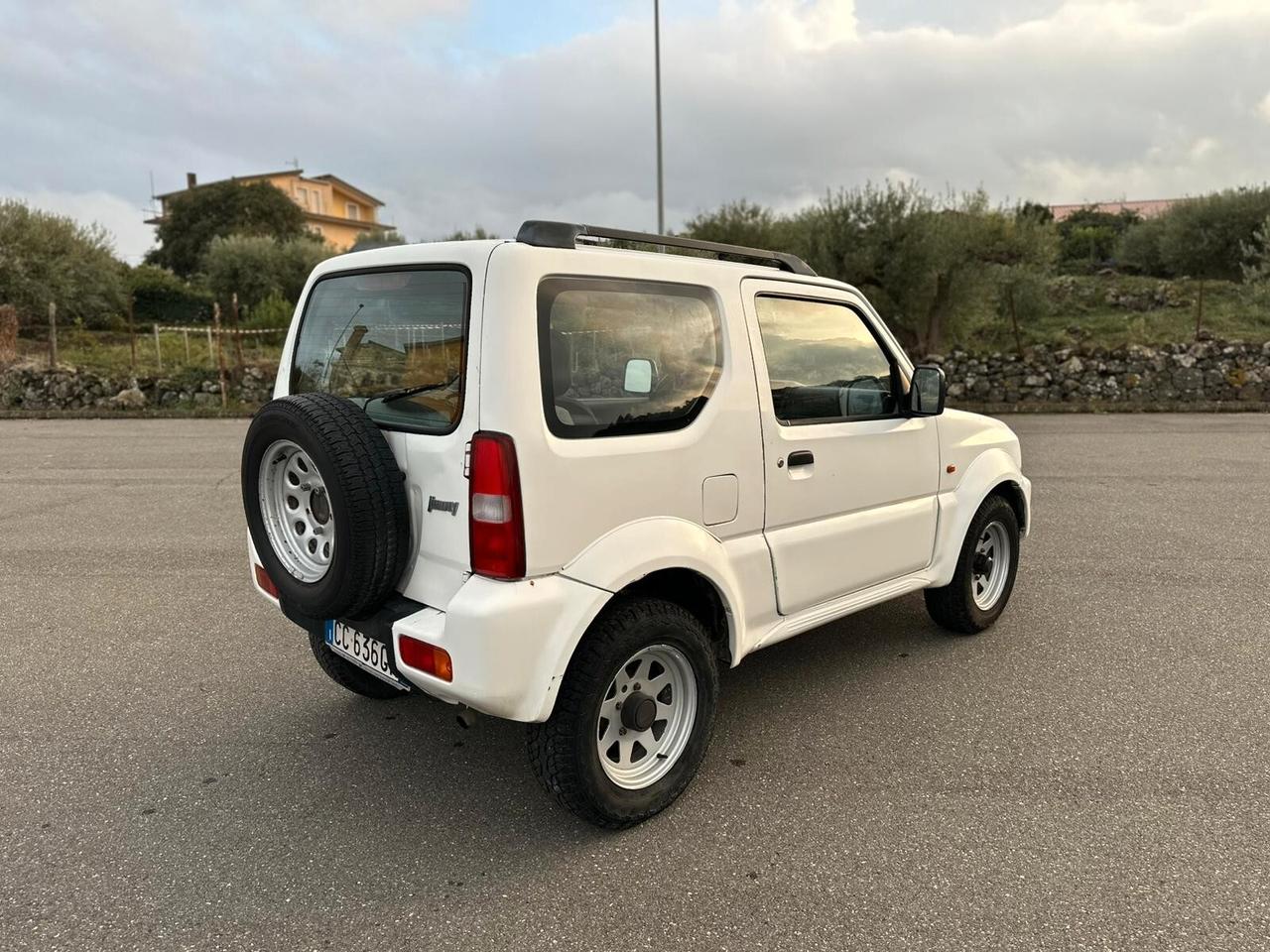 Suzuki Jimny 1.3i 16V 4WD JLX