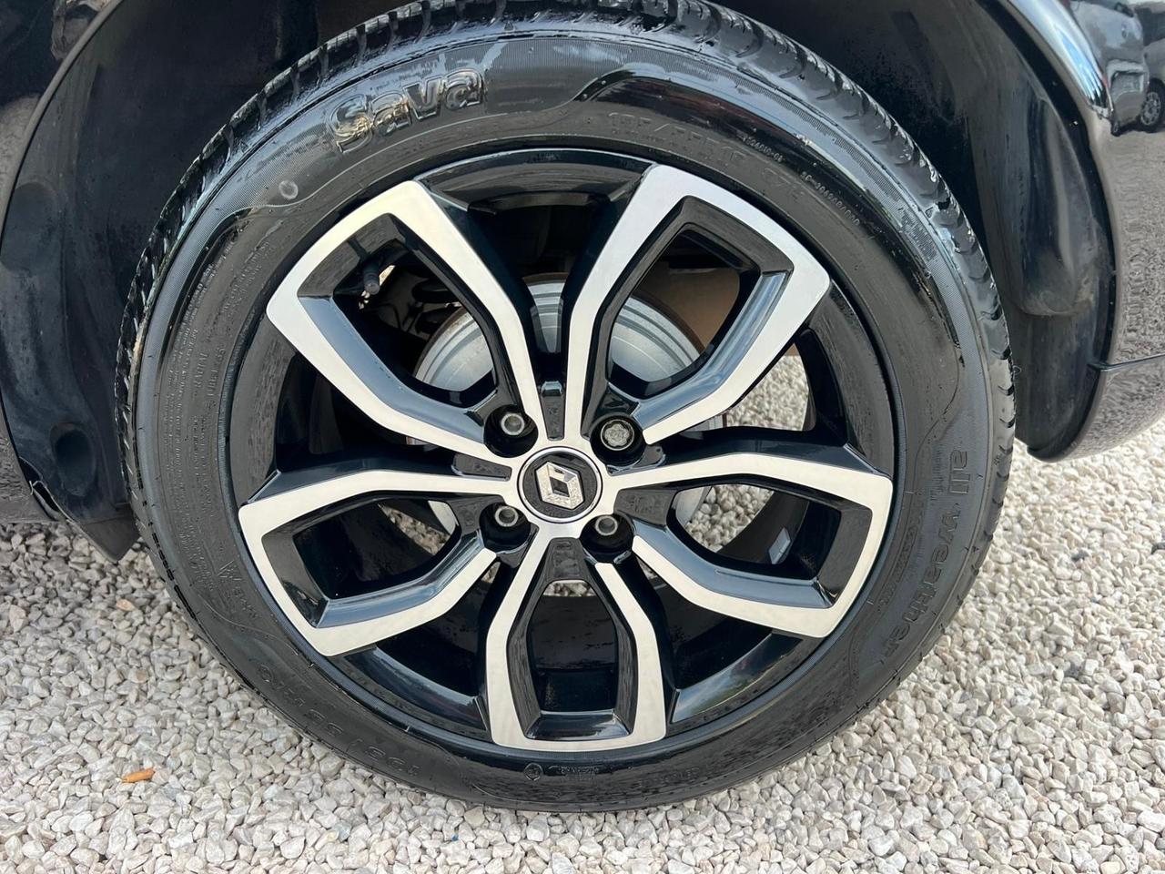 Renault Clio TCe 12V 90 CV 5 porte Moschino Zen