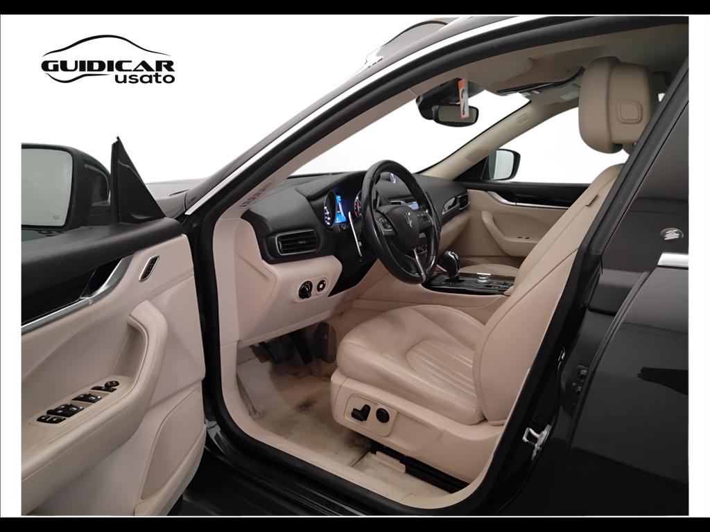 MASERATI Levante - Levante 3.0 V6 250cv auto