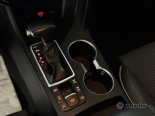 Kia Sportage 1.6 t-gdi GT Line Premium Pack awd 17