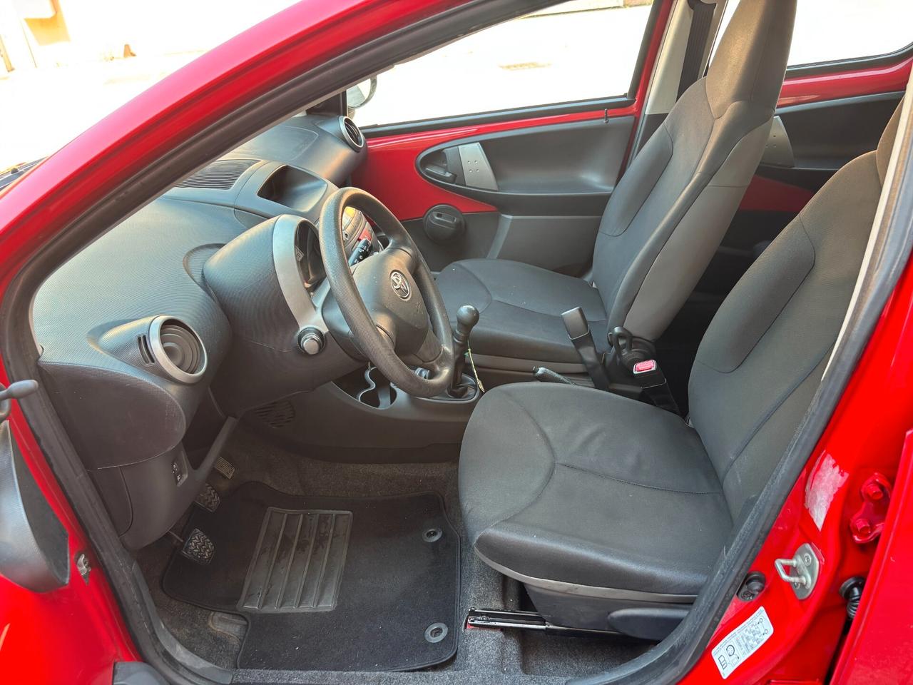 Toyota Aygo 1.0 12V VVT-i 5 porte Lounge Connect