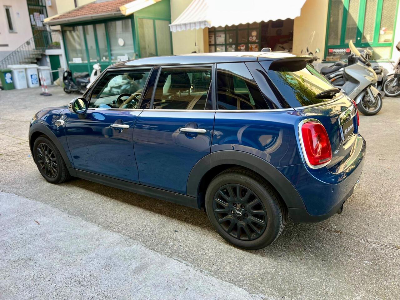Mini Cooper 5 porte 1.5 Boost