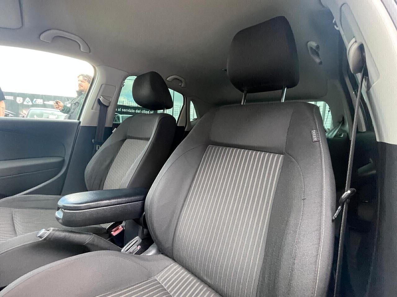 Volkswagen Polo 1.4 5 porte Highline BENZ-GPL