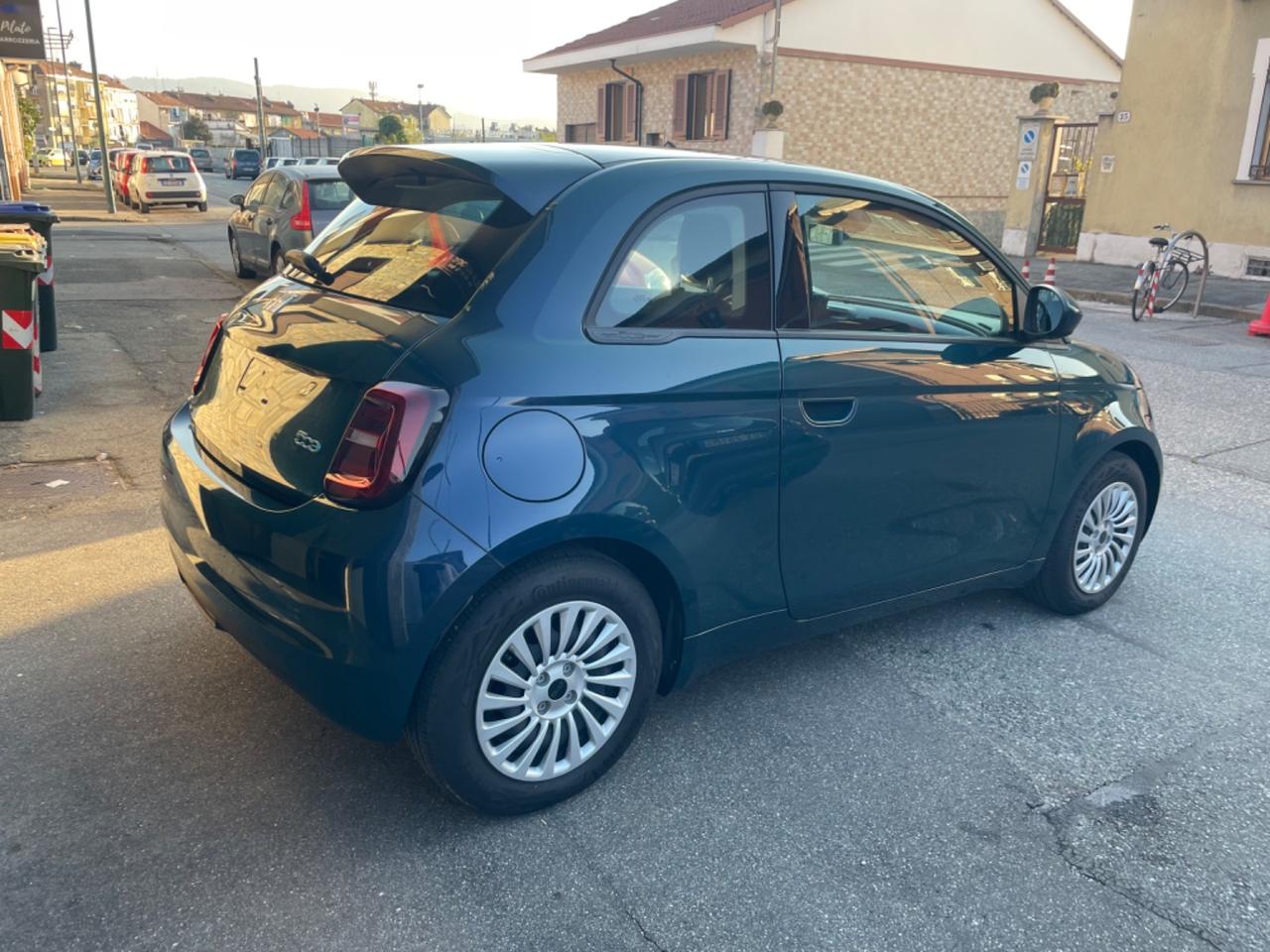 Fiat 500 Action Berlina 23,65 kWh KM 5500