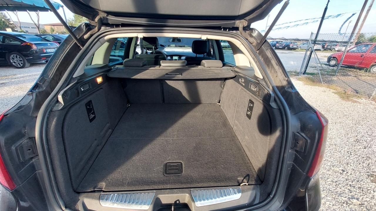 Renault Laguna 2.0 dCi 150CV SporTour Nav