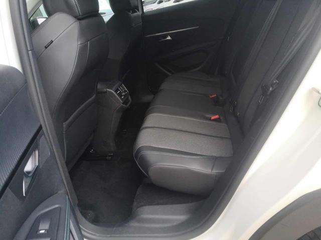 PEUGEOT 3008 BlueHDi 130 S&S Allure