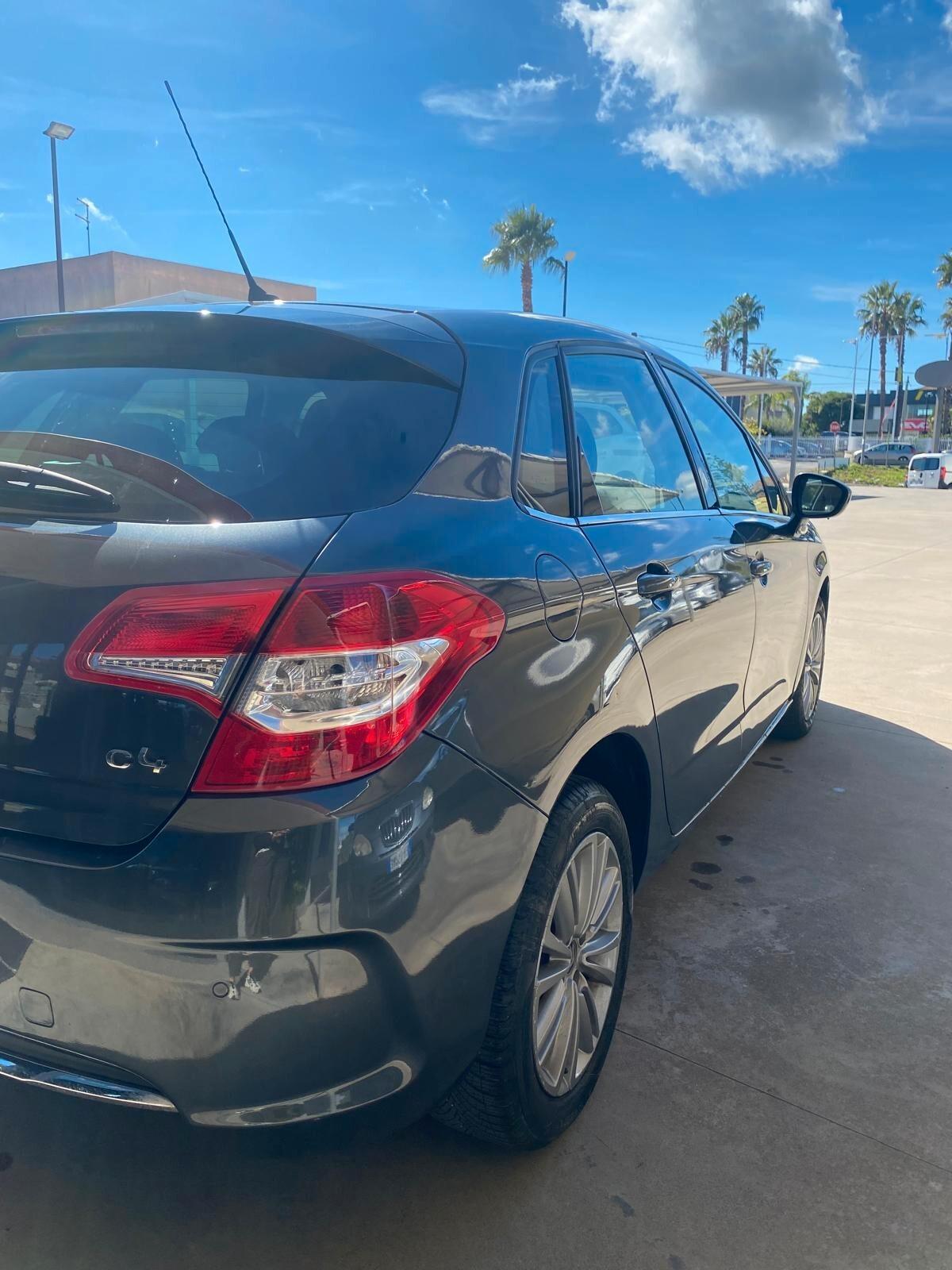 Citroen C4 1.6 e-HDi 2s 112 airdream Exclusive