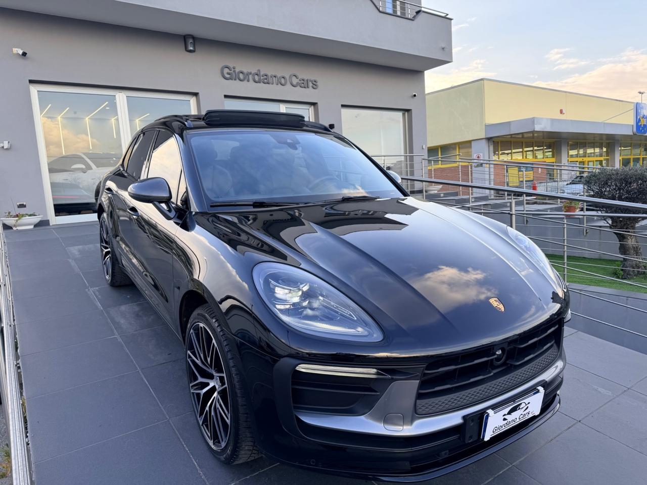 Porsche Macan 2.0 T 265cv open edition con approved