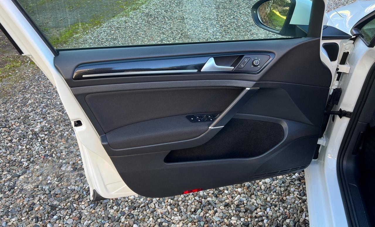 Volkswagen Golf 1.6 TDI 5p. Highline BlueMotion Te