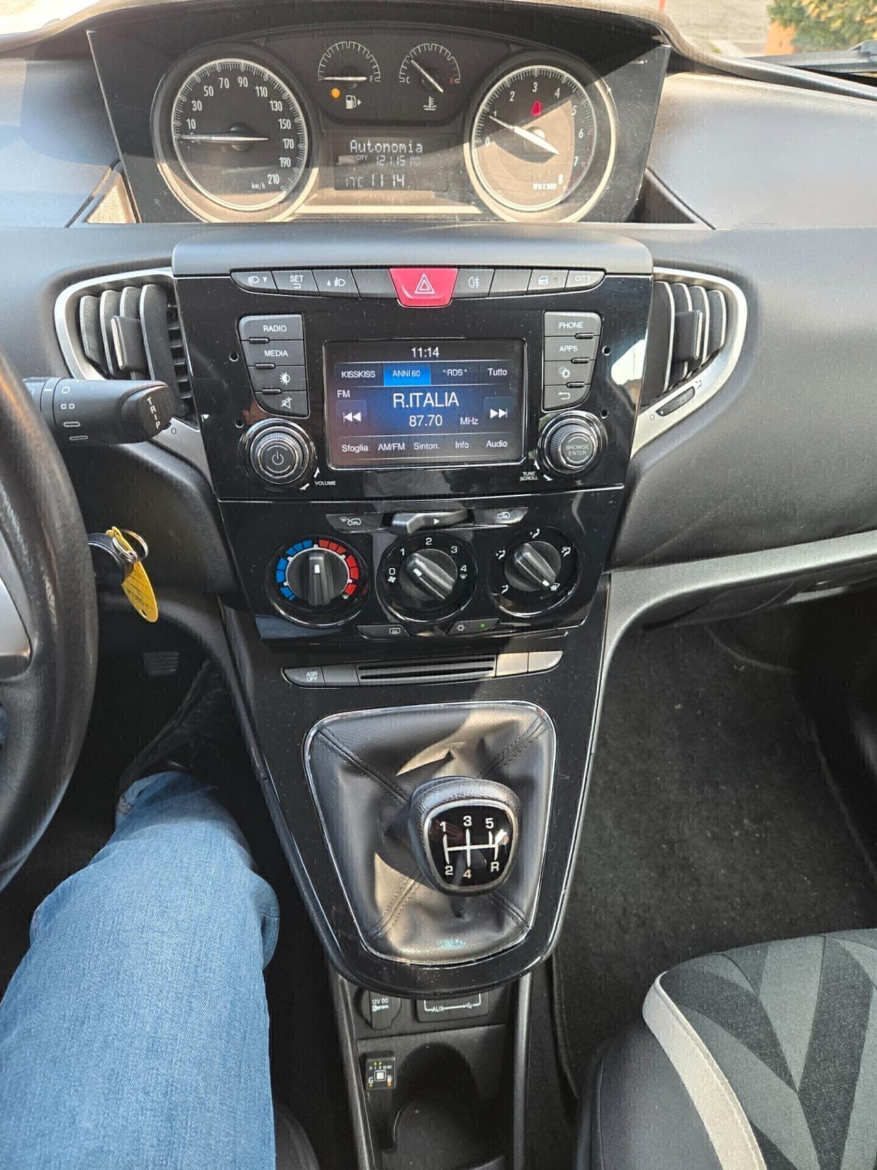 Lancia Ypsilon 1.2 69 CV 5 porte GPL Ecochic Gold