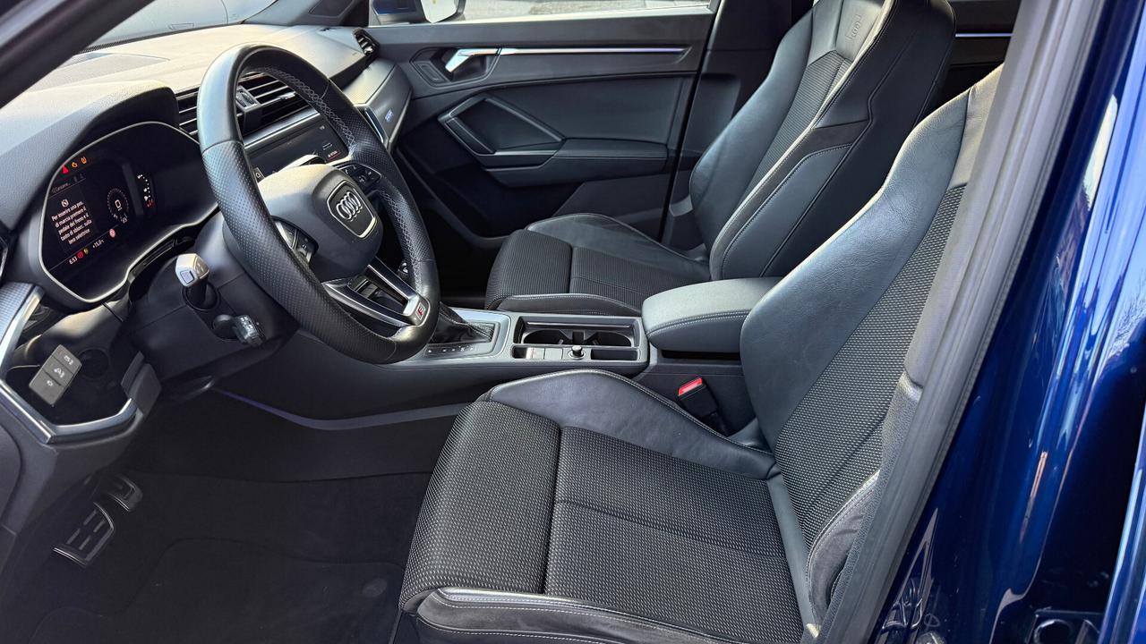 Audi Q3 SPORTBACK 35 TDI S tronic line QUATTRO