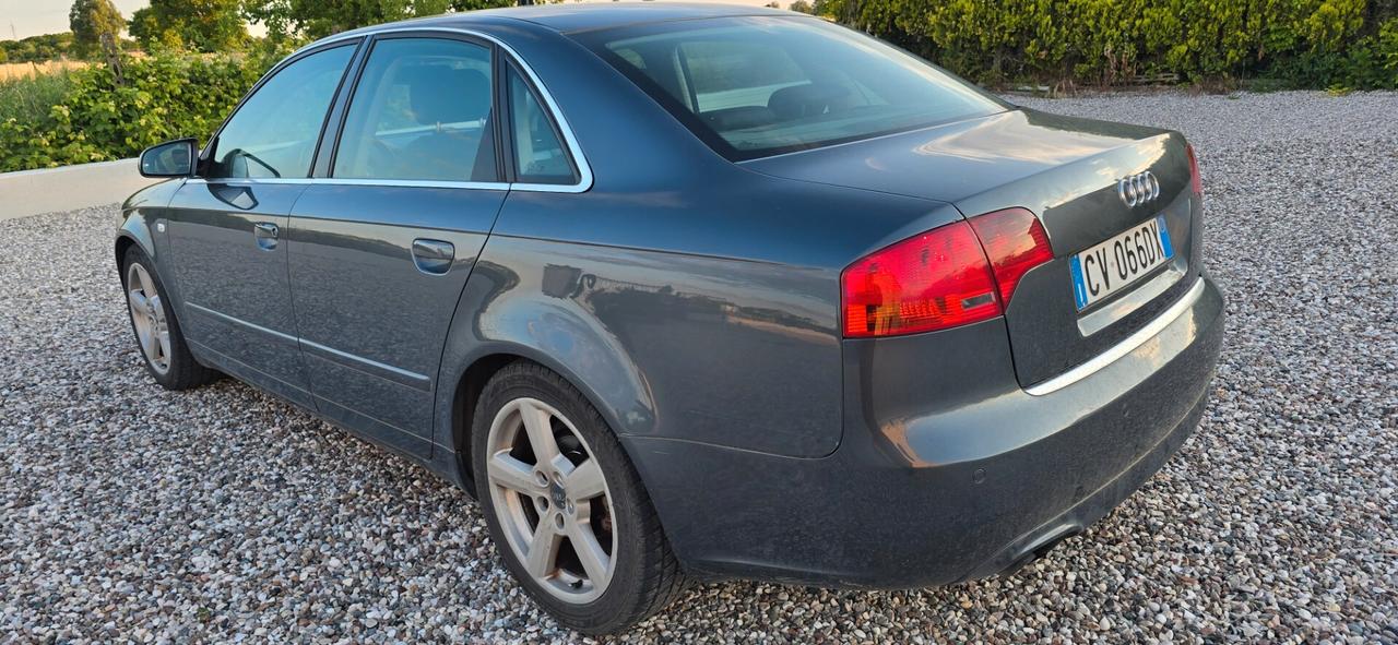 Audi A4 2.0 16V TDI Sport. Berlina unico propitario