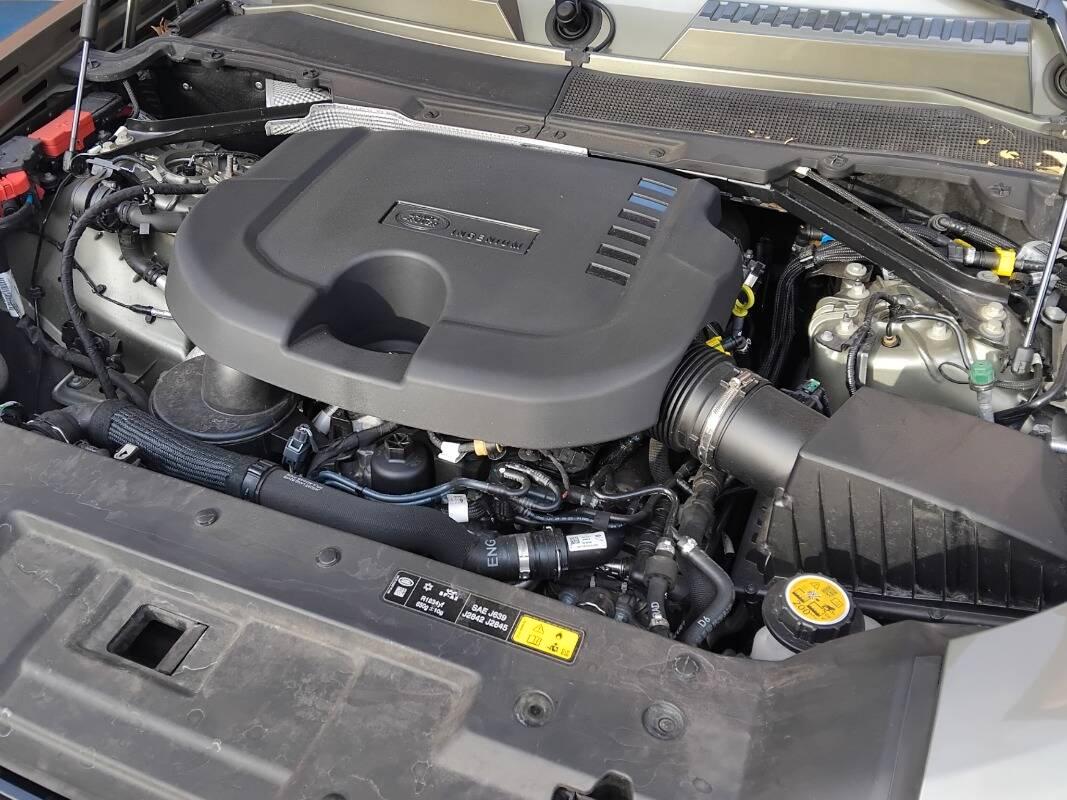 Land Rover Defender 90 Defender 2023 90 3.0d mhev X-Dynamic SE 200cv