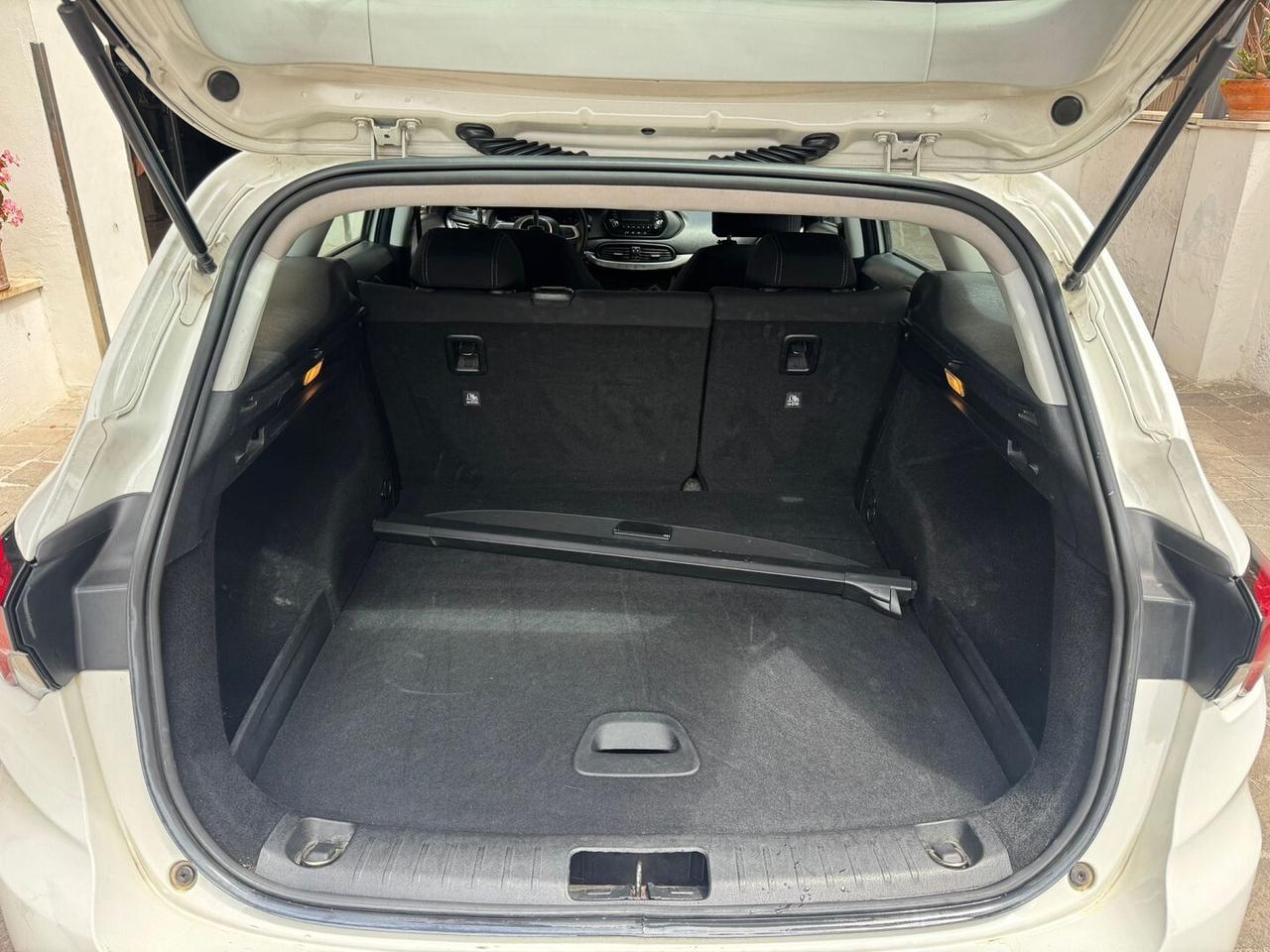 FIAT Tipo 1.6 MJT S&S SW Easy EX TAXI