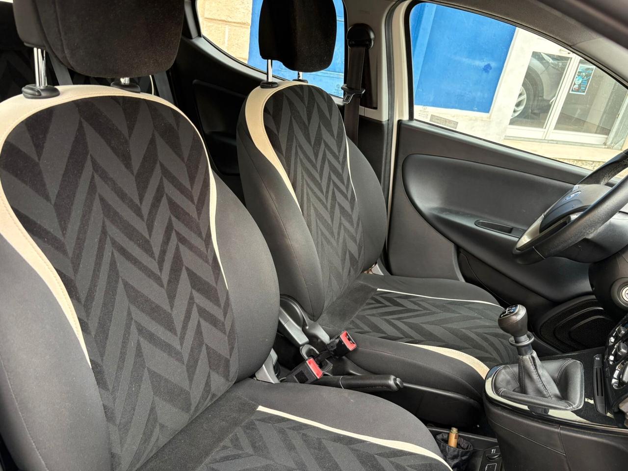 LANCIA YPSILON 1.2 BENZ-GPL CASA MADRE DICEM 2016 103000 KM PERFETTA