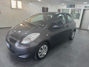 Toyota Yaris 1.4 D-4D DPF 3 porte Sol