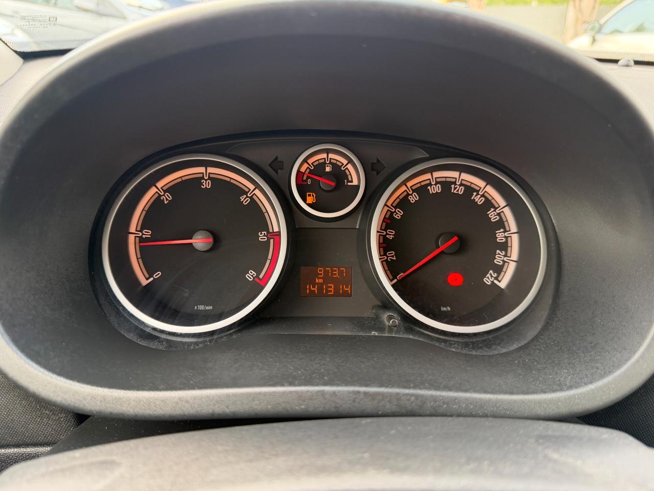 OPEL CORSA ANNO 2013 1.3 DIESEL 75 CV