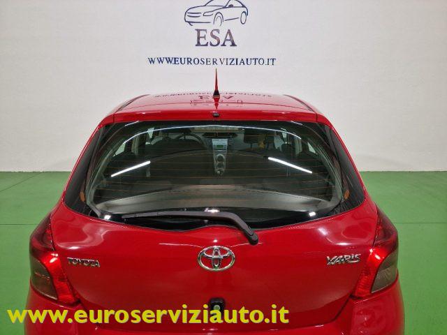TOYOTA Yaris 1.3 5 porte Sol