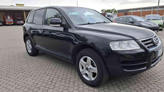 VOLKSWAGEN Touareg 2.5 R5 TDI
