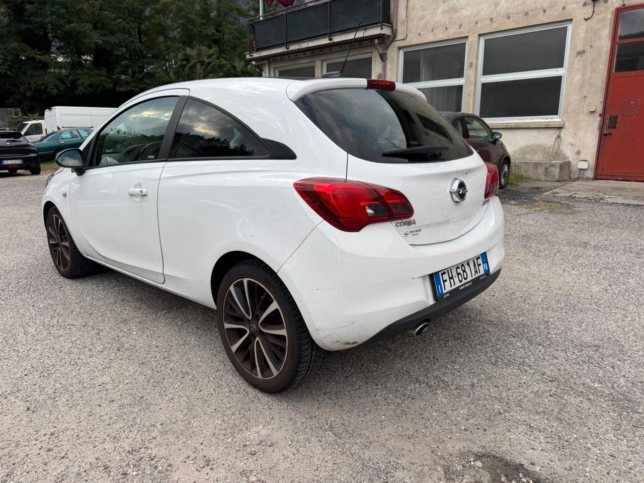 Opel Corsa 1.3 CDTI ecoFLEX 95CV Start&Stop Coupé b-Color