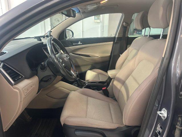HYUNDAI Tucson 1.7 CRDi XPossible EURO6B - NAVI E RETROC.