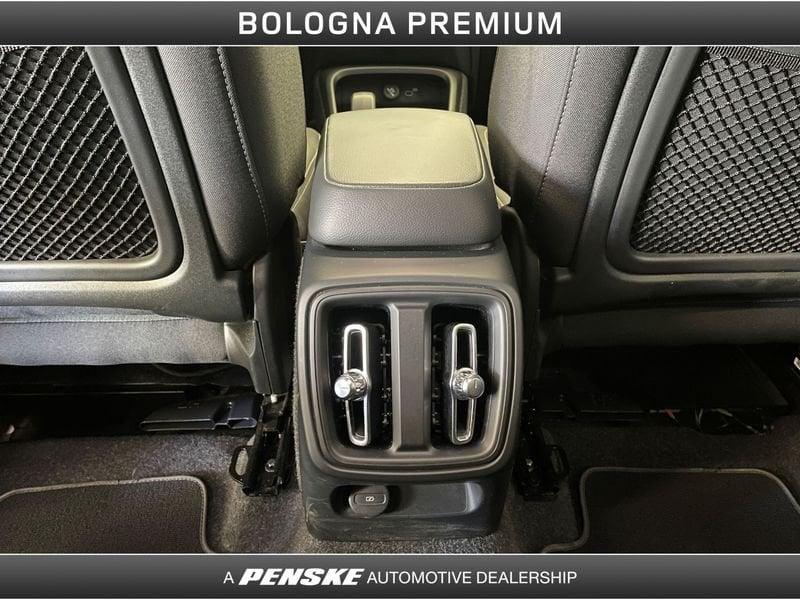 Volvo XC40 XC40 B3 automatico Core