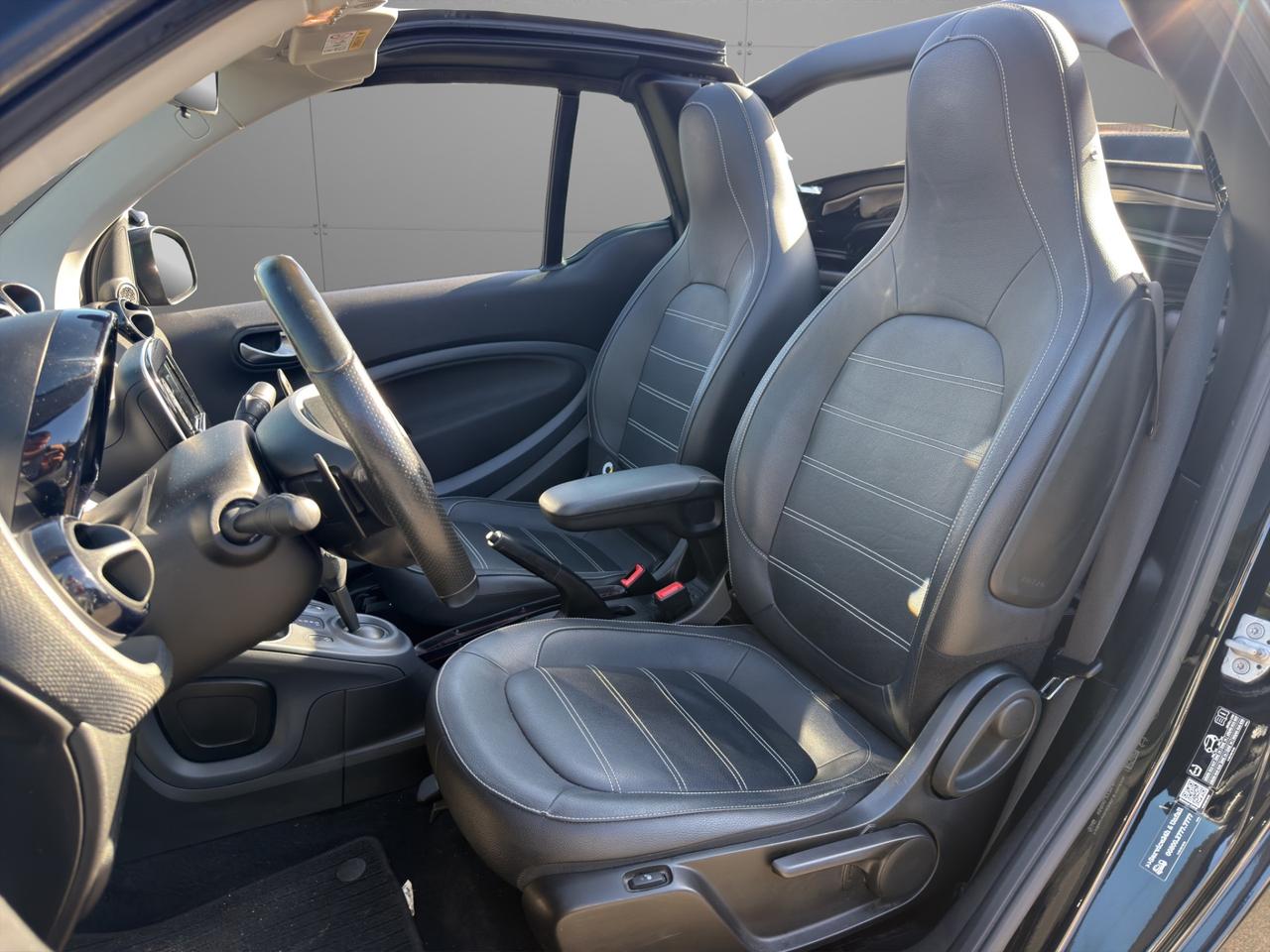 Smart fortwo cabrio 0.9 t Prime 90cv - Unipro - Promo Finanziamento - Schermo - Retrocamera - Sedili riscaldabili