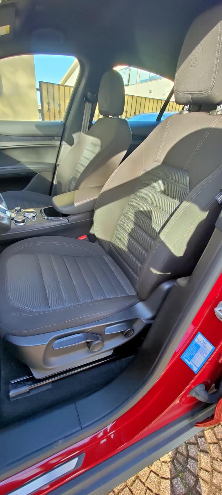 Alfa Romeo Stelvio 2.2 Turbodiesel 160 CV AT8 RWD Super Business