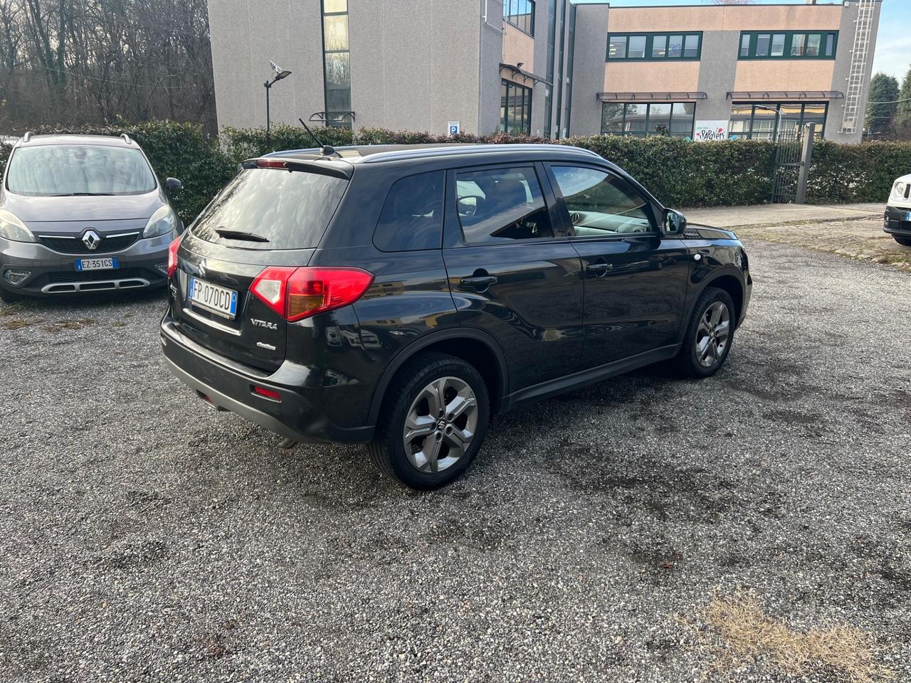 Suzuki Vitara 1.6 DDiS 4WD AllGrip V-Top