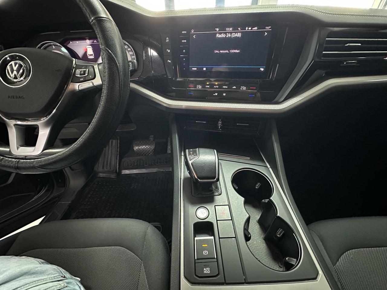 Volkswagen Touareg Style 3.0 V6 TDI #7327